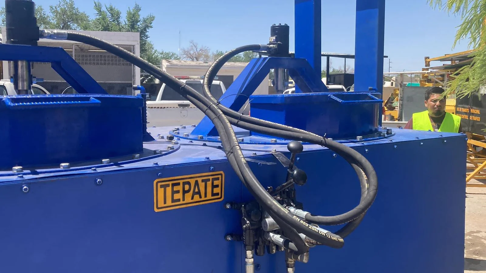 Caldera termoplástica azul marca TEPATE